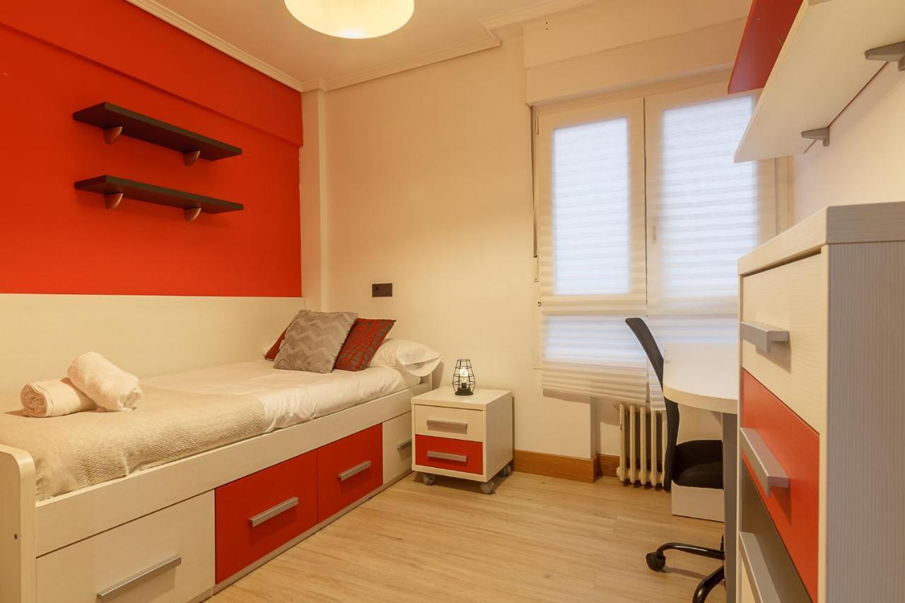 Fika, Vivienda Turistica Urbana Con Wifi Leilighet Bilbao Eksteriør bilde
